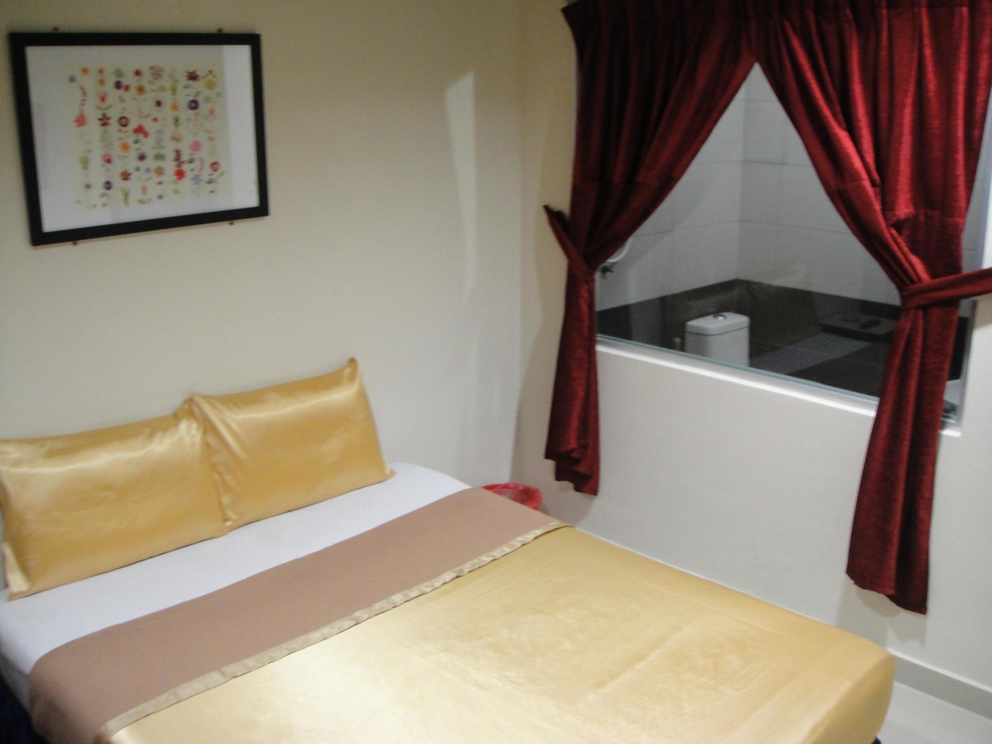 Rhr Hotel Каджанг Экстерьер фото