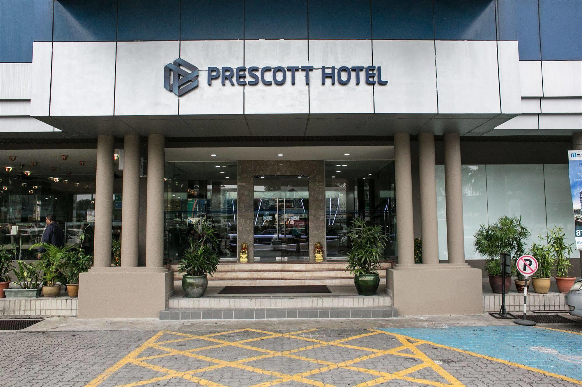 Rhr Hotel Каджанг Экстерьер фото